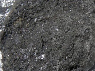 Sudanın güneyine düşen gök taşı bulundu