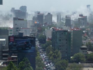 Meksikada deprem anı VİDEO