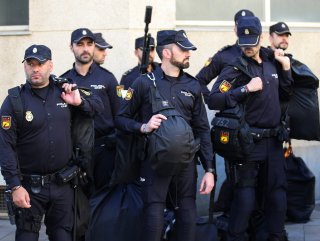Barcelonada polisle halk karşı karşıya