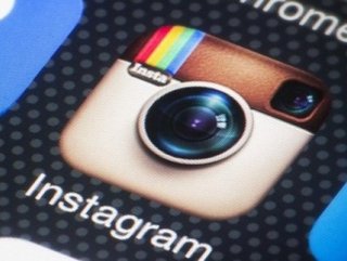 Instagramda hikaye bölümünde anket özelliği