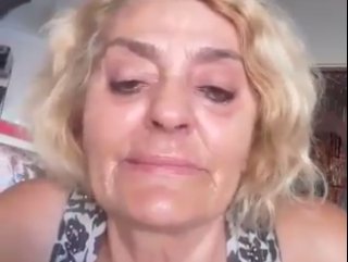 Adalet mitingine gidemediği için ağlayan teyze