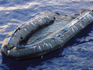 Akdenizde 140 mültecinin bulunduğu bot battı