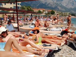 Antalyaya gelen turist sayısı yüzde 103 arttı