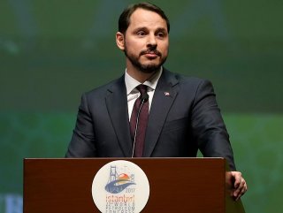 Bakan Albayrak Enerji için anahtar ülke Türkiye