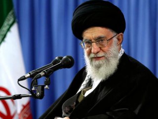 İran liderinden orduya Düşmana şamarı indirmeliyiz