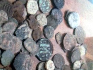 Kayseride Filipinli çift 829 sikkeyle yakalandı