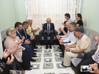Kılıçdaroğlundan Hasan Tatlının ailesine ziyaret