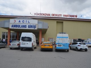 PKK iş makinesi konvoyuna saldırdı 2 şehit