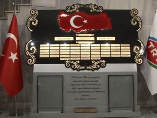 TRT Radyo Binasında Şehitler Köşesi