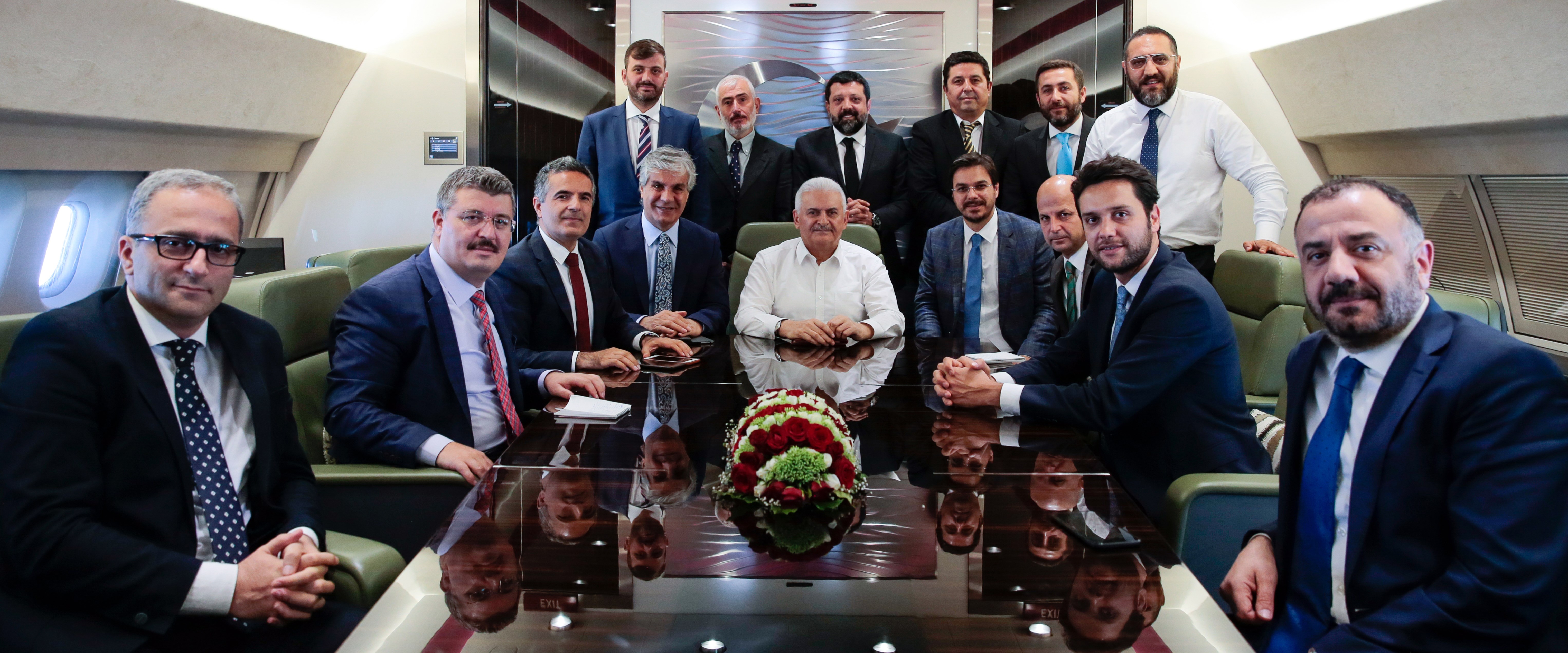 Başbakan Yıldırım, uçakta soruları yanıtladı