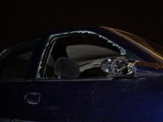 Dur ihtarına uymayan şüpheliler ateş açtı 1 polis yaralı
