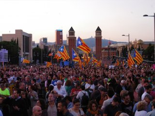 Katalonyada referanduma destek mitingi