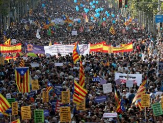 Katalonyadaki bağımsızlık referandumu askıya alındı