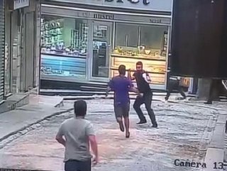 Polis yakalayın dedi, boksör yumrukla indirdi