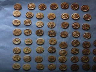 Sivasta bir kişinin üzerinden 60 altın sikke çıktı