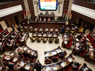 IKBY Parlamentosunda silah sesleri