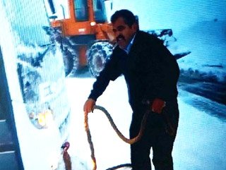 Ovit geçidinde kar sürprizi Birçok araç yolda kaldı