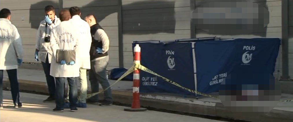 Pendik'te 3 öğrenci silahla vuruldu 1 ölü